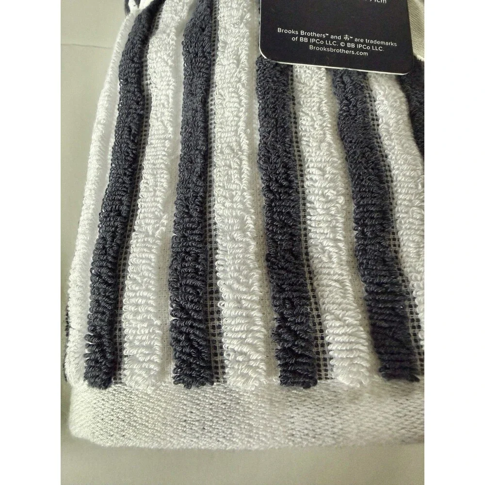 Brooks Brothers Hand Towels White Navy Blue Luxury Striped 100% Cotton Set of 2